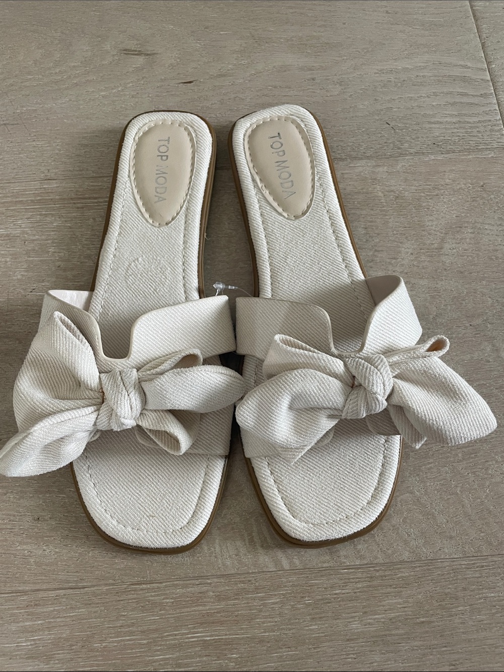 TOP Moda Cream Bow Slide Sandals with Knotted Accent
